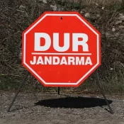 Jandarma Dur Levhası – Seyyar Ayaklı